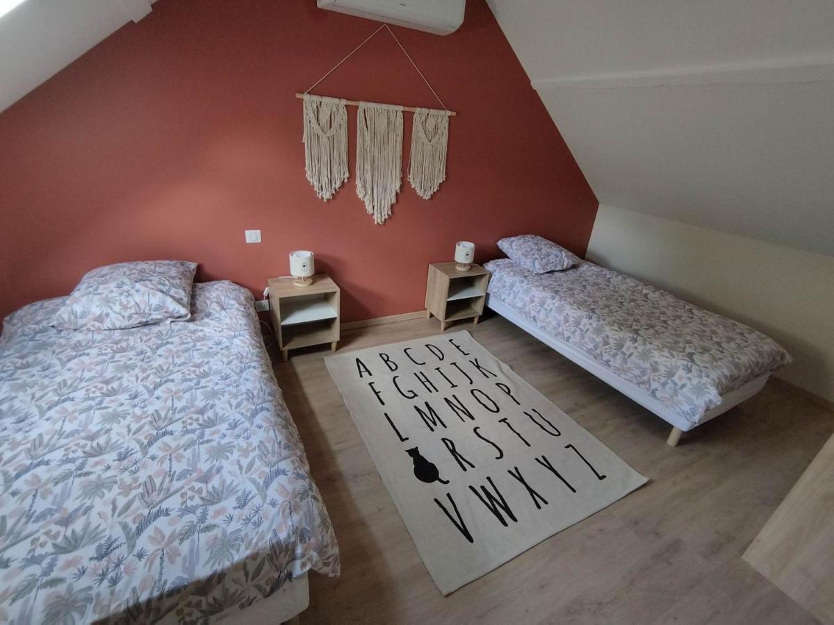 Maison De Campagne Avec Terrain Vallon-en-Sully المظهر الخارجي الصورة
